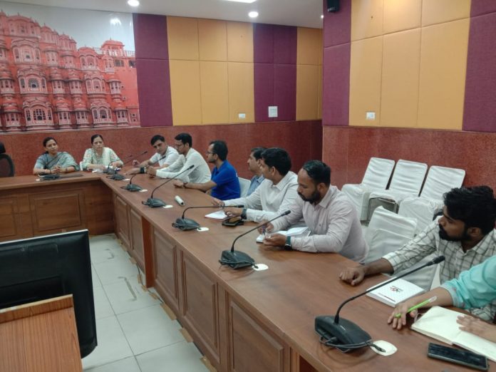 जिला कलक्टर जिला कलक्टर