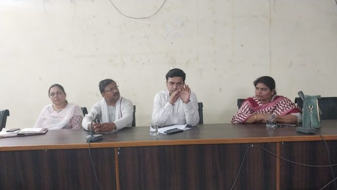उपखंड अधिकारी प्रतीक जुईकरउपखंड अधिकारी प्रतीक जुईकर उपखंड अधिकारी प्रतीक जुईकर