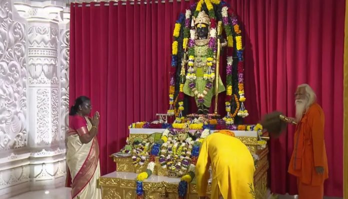 राष्ट्रपति द्रौपदी मुर्मू राष्ट्रपति द्रौपदी मुर्मू