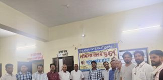 जरूरतमंद लोगों को करवाया भोजन