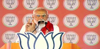 नरेन्द्र मोदी