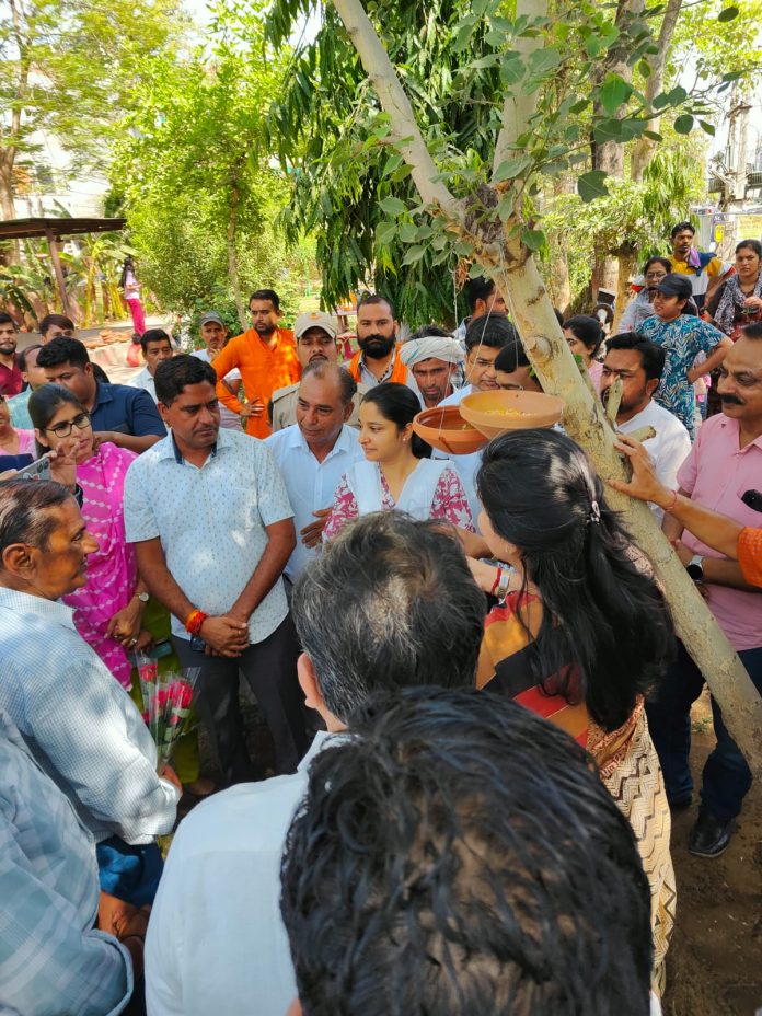 महापौर डॉ. सौम्या गुर्जर
