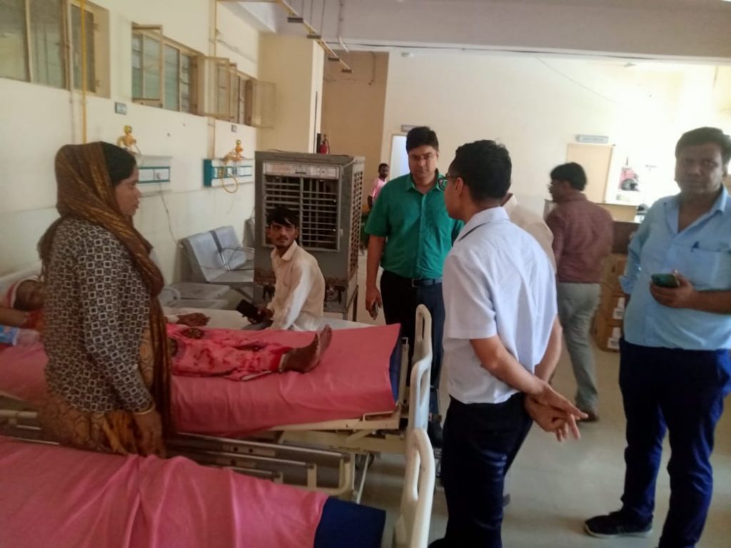 जिला कलक्टर प्रकाश राजपुरोहित