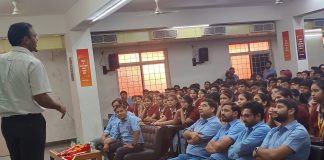 जिला कलेक्टर कोटा डॉ. रविंद्र गोस्वामी