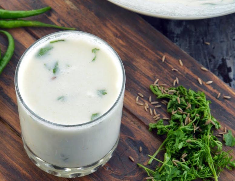 क्लासिक सादा छाछ