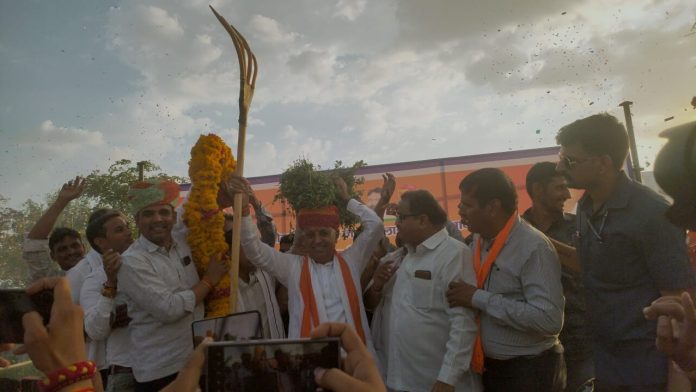 केन्द्रीय कृषि एवं कृषक कल्याण मंत्री भागीरथ चौधरी केन्द्रीय कृषि एवं कृषक कल्याण मंत्री भागीरथ चौधरी