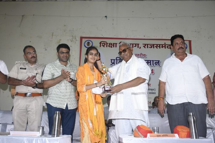 शिक्षा और पंचायतीराज मंत्री मदन दिलावर शिक्षा और पंचायतीराज मंत्री मदन दिलावर