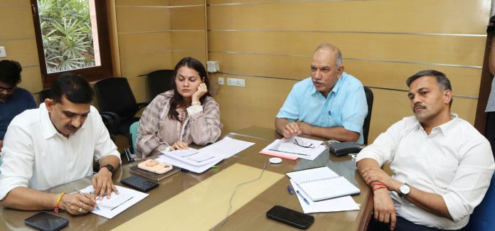 ग्रामीण विकास एवं पंचायतीराज के अतिरिक्त मुख्य सचिव अभय कुमार ग्रामीण विकास एवं पंचायतीराज के अतिरिक्त मुख्य सचिव अभय कुमार
