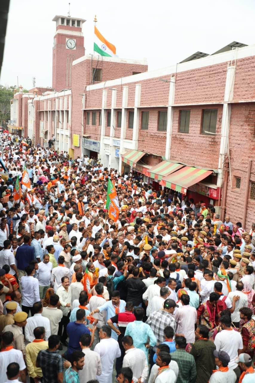 केंद्रीय मंत्री गजेंद्र सिंह शेखावत के स्वागत में उमड़ा जोधपुर।