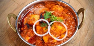 दम पनीर काली मिर्च