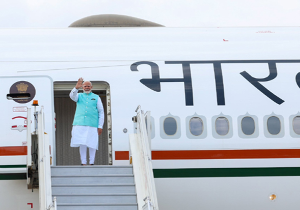 नरेंद्र मोदी नरेंद्र मोदी