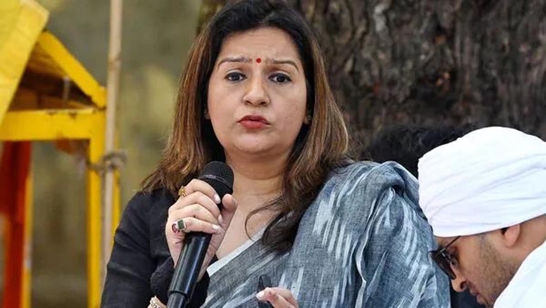 प्रियंका चतुर्वेदी