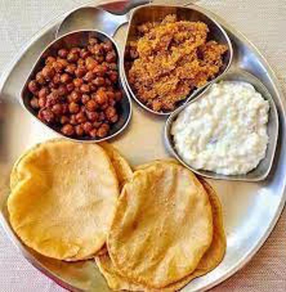 हलवा खीर बेड़मी पूड़ी हलवा खीर बेड़मी पूड़ी