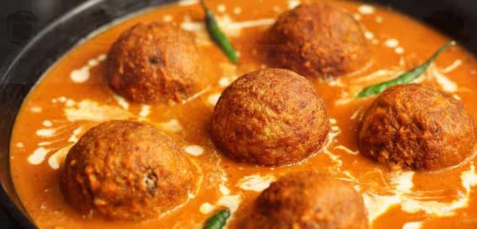 कच्चे केले के स्वादिष्ट कोफ्ते कच्चे केले के स्वादिष्ट कोफ्ते