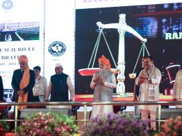 प्रधानमंत्री नरेन्द्र मोदी