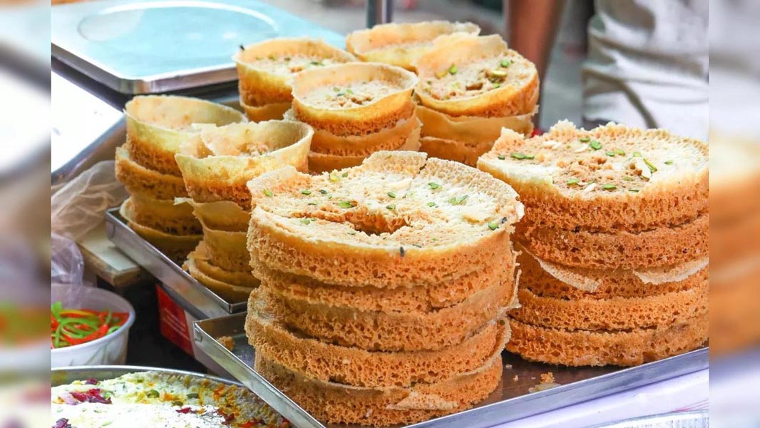 रोज बादाम घेवर
