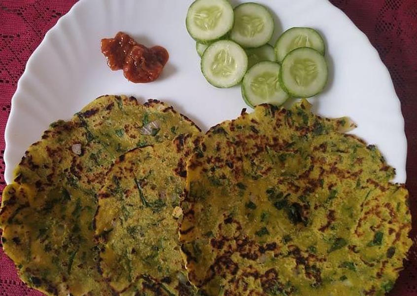 पालक थालीपीठ
