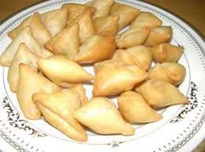 मूंग दाल के समोसे, मूंग दाल के समोसे,