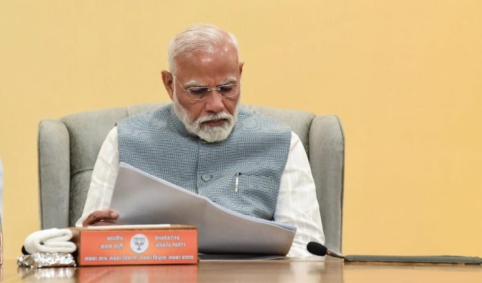 प्रधानमंत्री मोदी प्रधानमंत्री मोदी