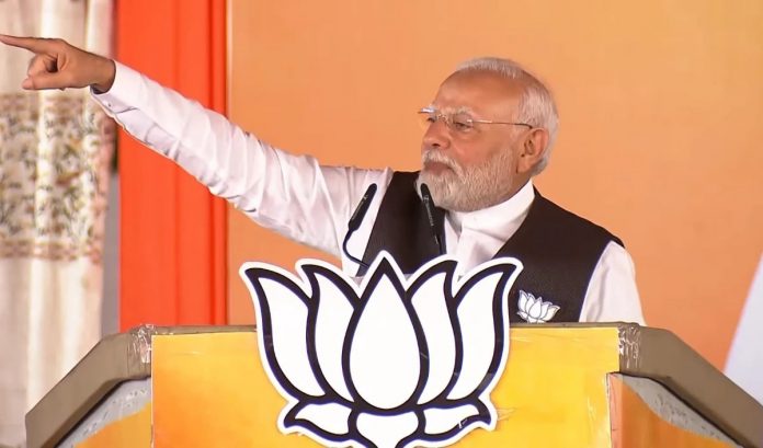 नरेंद्र मोदी