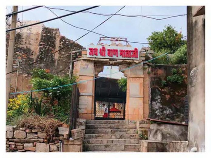 चित्तौडग़ढ़ का मंदिर चित्तौडग़ढ़ का मंदिर