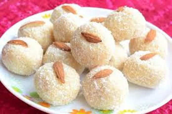नारियल लड्डू नारियल लड्डू