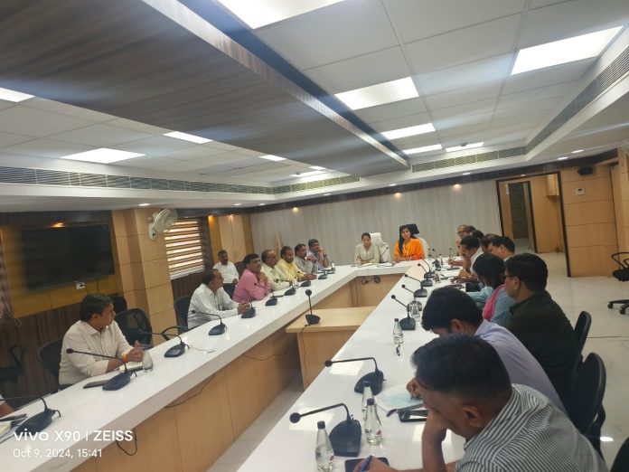 नगर निगम ग्रेटर महापौर डॉ. सौम्या गुर्जर नगर निगम ग्रेटर महापौर डॉ. सौम्या गुर्जर