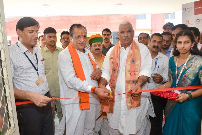 पशुपालन, गोपालन, डेयरी और देवस्थान मंत्री जोराराम कुमावत पशुपालन, गोपालन, डेयरी और देवस्थान मंत्री जोराराम कुमावत