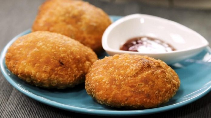 प्याज कचौरी प्याज कचौरी