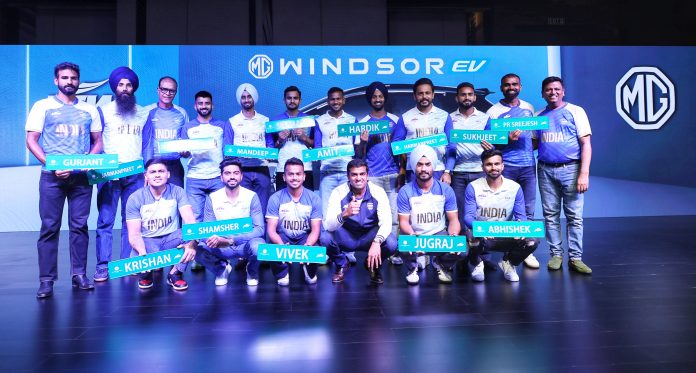 windsor_olympians_felicitation 25 Indian medal winners honored with MG Windsor at Olympics 2024