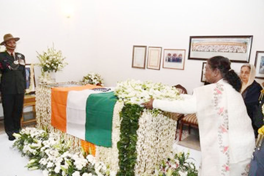 पूर्व पीएम मनमोहन सिंह