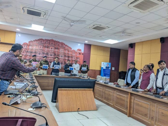जिला कलक्टर डॉ. जितेन्द्र कुमार सोनी जिला कलक्टर डॉ. जितेन्द्र कुमार सोनी