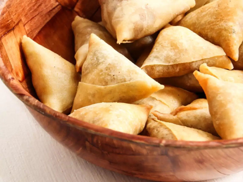 मिनी समोसे