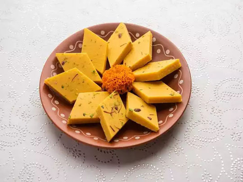 मूंगफली की बर्फी
