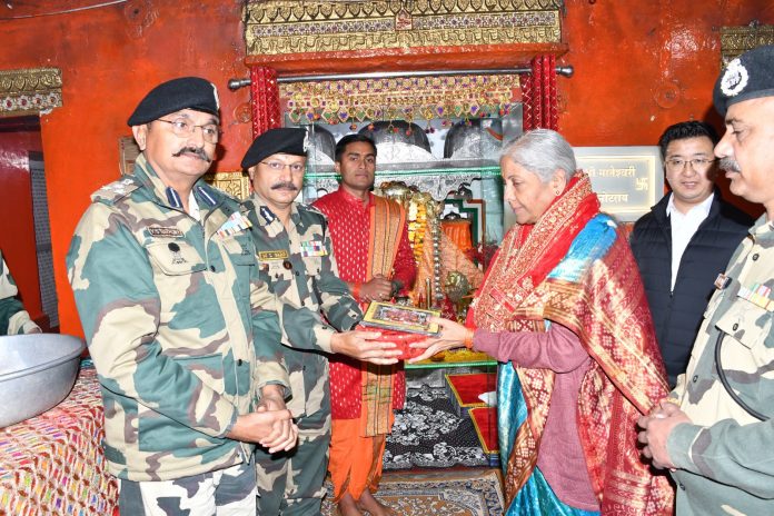 Union Finance Minister visited Shaktipeeth Tanot Mata Union Finance Minister visited Shaktipeeth Tanot Mata