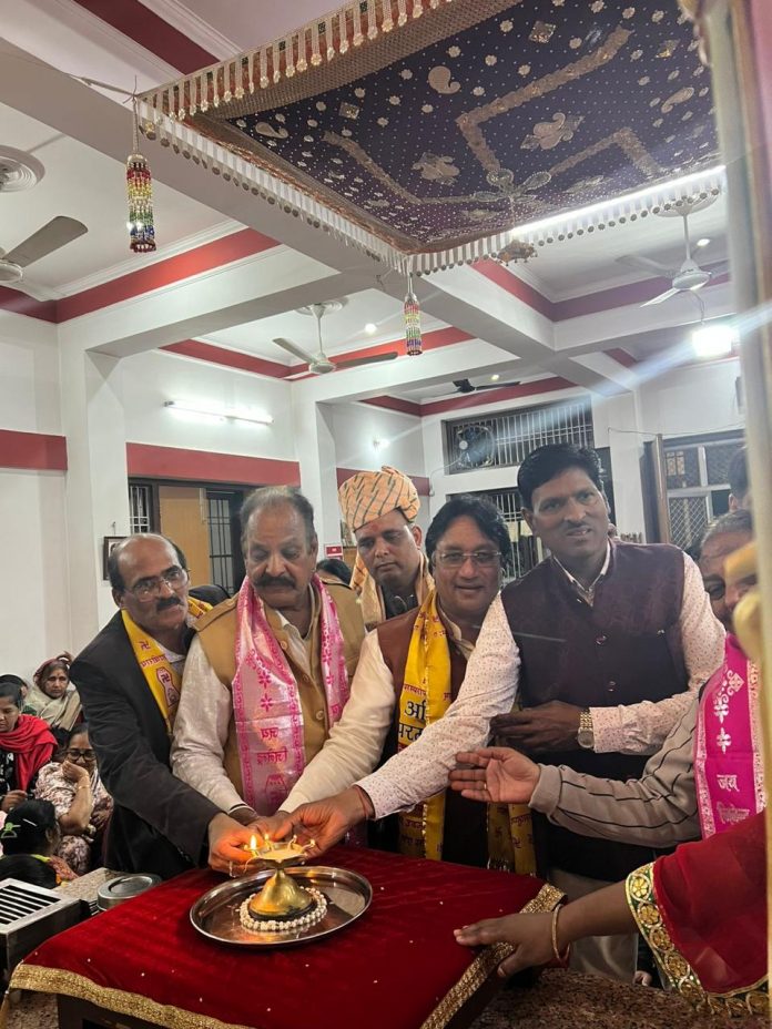 The 176th Namokar and Bhajan Bhakti Evening of Collective Jinendra Aradhana Sanstha became a historic program. The 176th Namokar and Bhajan Bhakti Evening of Collective Jinendra Aradhana Sanstha became a historic program.