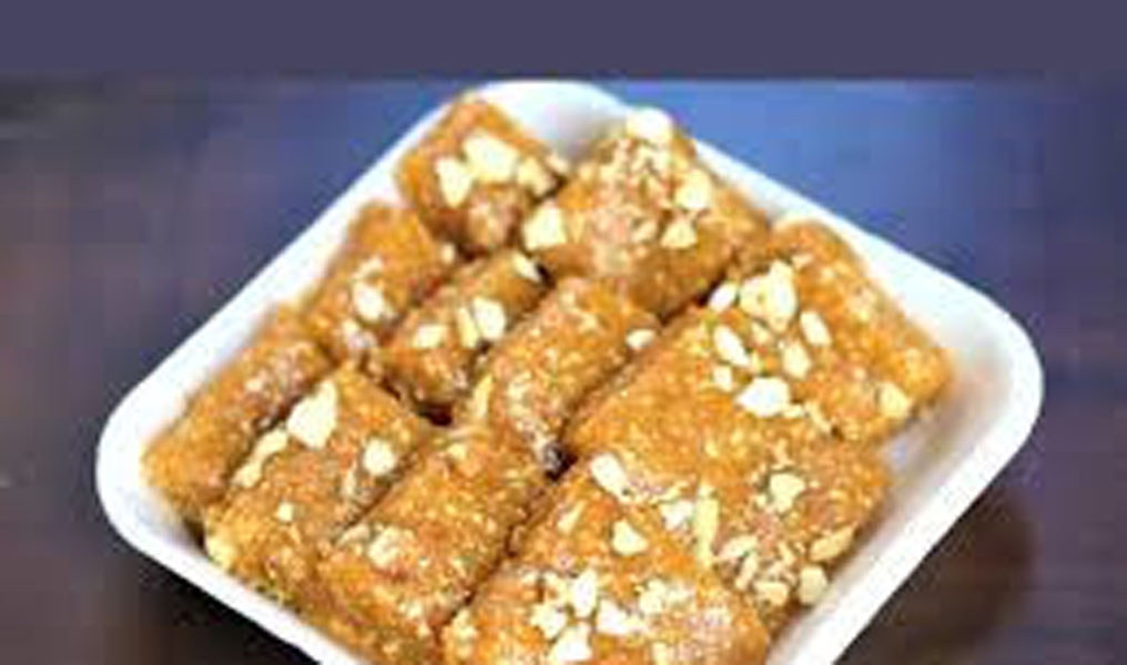 गुड़ तिल बर्फी
