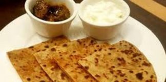 आलू के पराठे