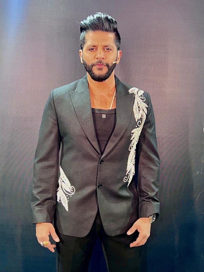 1 Karanvir Bohra to be honored with Pride of Rajasthan Award at Rajasthan International Film Festival (RIFF) 2025