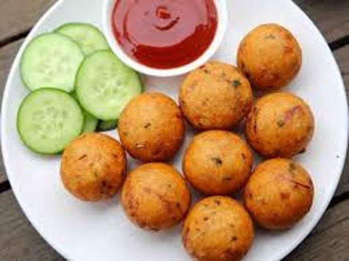 पोहे के पकौड़े पोहे के पकौड़े