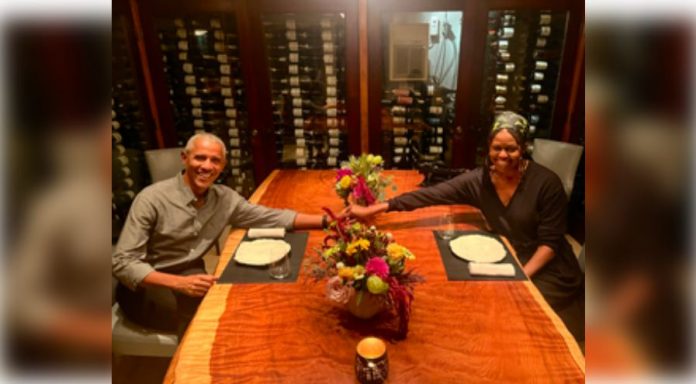 Amid divorce rumors, Barack Obama's post and Michelle's reaction on it go viral Amid divorce rumors, Barack Obama's post and Michelle's reaction on it go viral