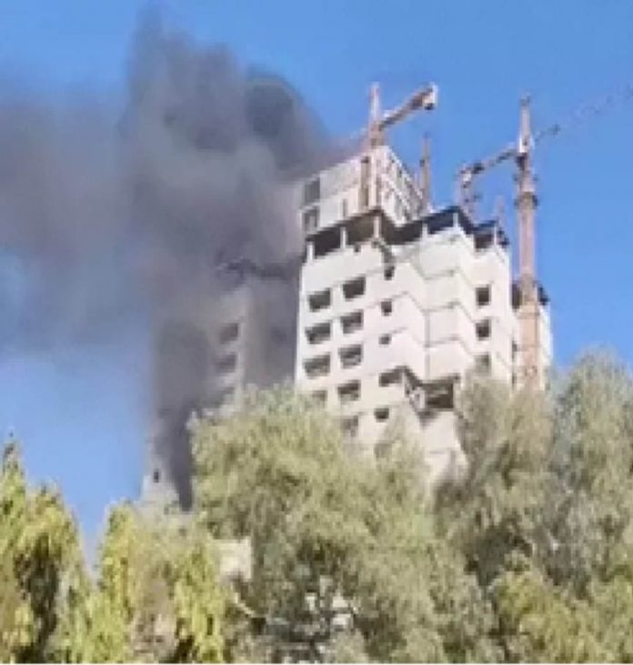 Fire broke out during welding of lift in Ayushman Fire broke out during welding of lift in Ayushman