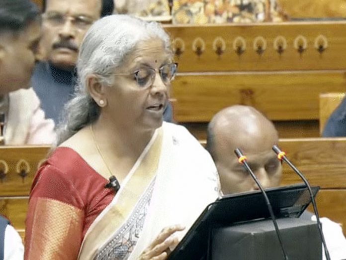 वित्त मंत्री निर्मला सीतारमण वित्त मंत्री निर्मला सीतारमण