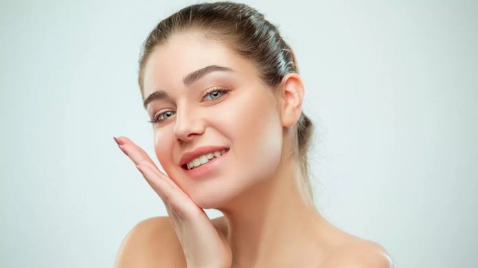 चेहरे पर ग्लो चेहरे पर ग्लो