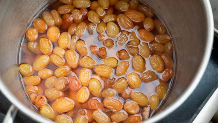 किशमिश का पानी किशमिश का पानी
