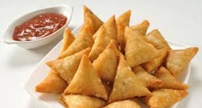 खस्ता समोसे