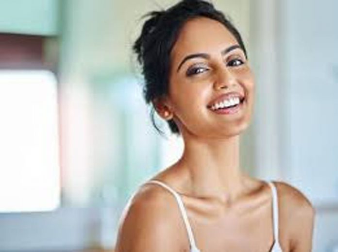 स्किन को ग्लोइंग स्किन को ग्लोइंग