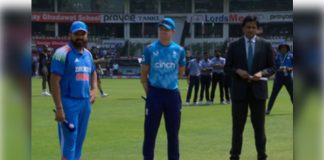 Kohli out due to knee injury, England decided to bat first