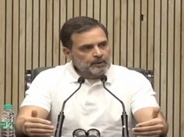 Rahul Gandhi's question to the Election Commission, 'How were 39 lakh new voters added in Maharashtra in 5 months?'