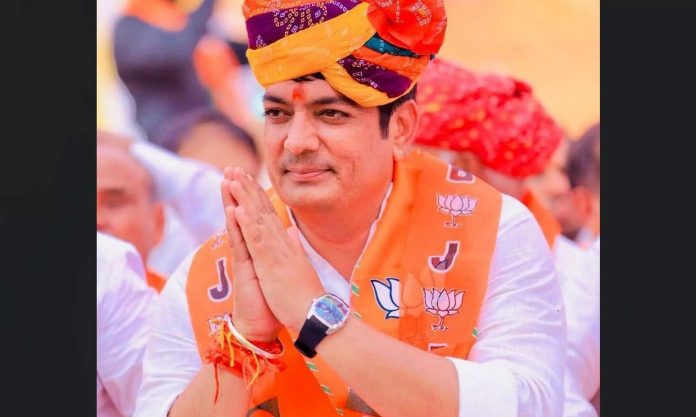 अविनाश गहलोत अविनाश गहलोत